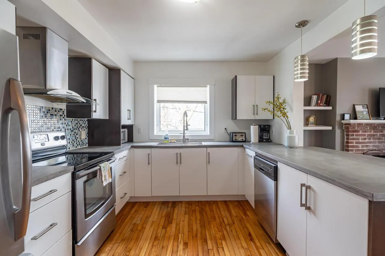 101 Beautiful & Spacious Apt Halifax