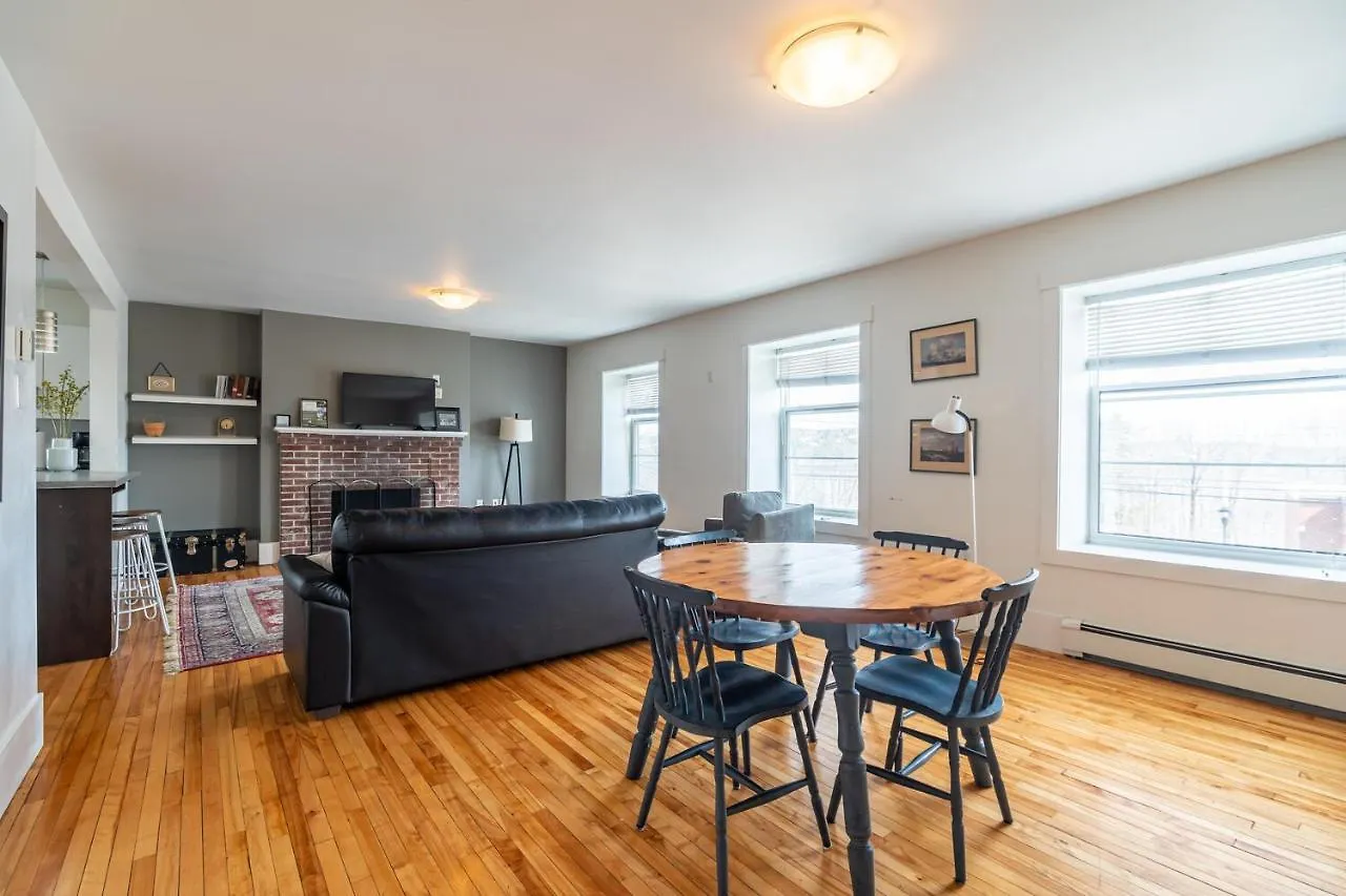 101 Beautiful & Spacious Apt Halifax Canada