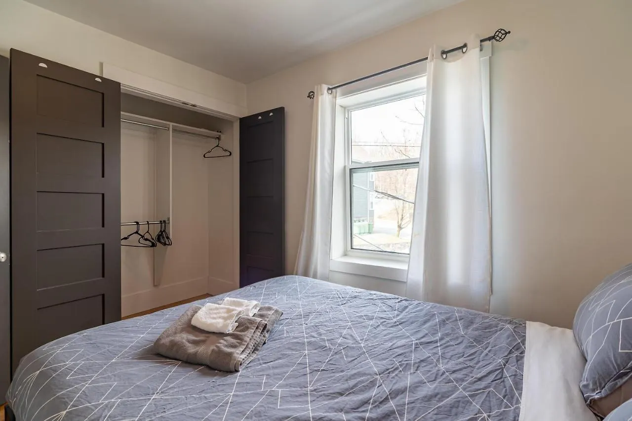 101 Beautiful & Spacious Apt Halifax Appartement